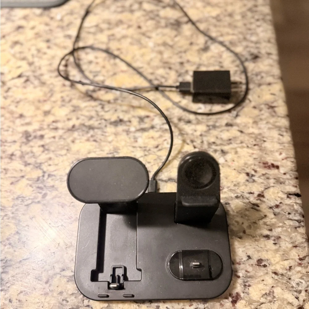 Black Charging Dock for Multiple Devices - Picture 1 of 4